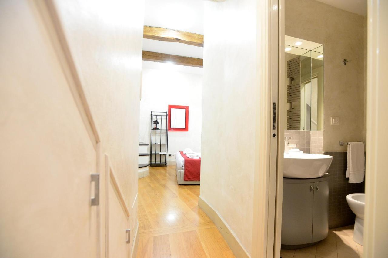 Apartment La Casa Degli Osti 1 - Piazza Navona Rome